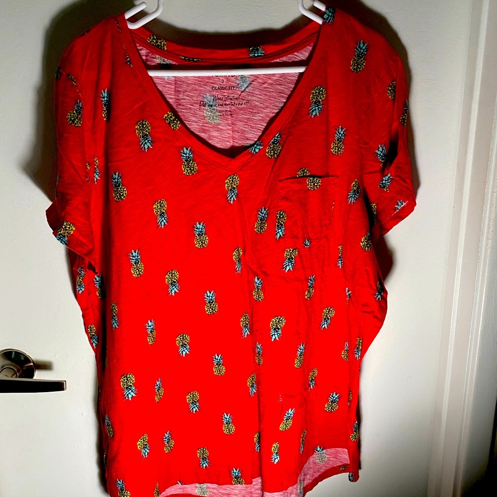 Torrid tee shirt. Size 3x.